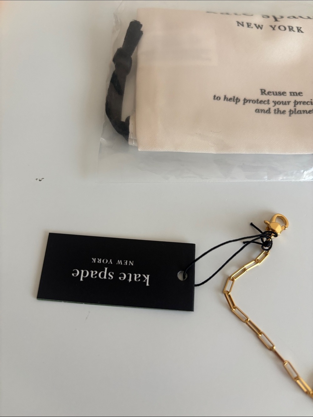 Kate Spade ♠️ Gold Chain Bracelet with Initial 'S' Disc with Dusty - Picture 5 of 6